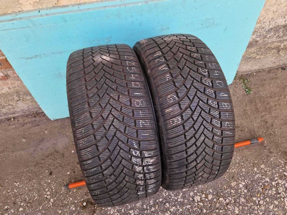 2 Bridgestone R18 225/40 Зимни гуми  DOT3421
