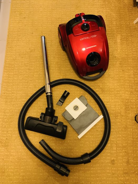 Aspirator cu sac Heinner EcoPower HVC-P1200RD, 4 l, 1200 W, HEPA