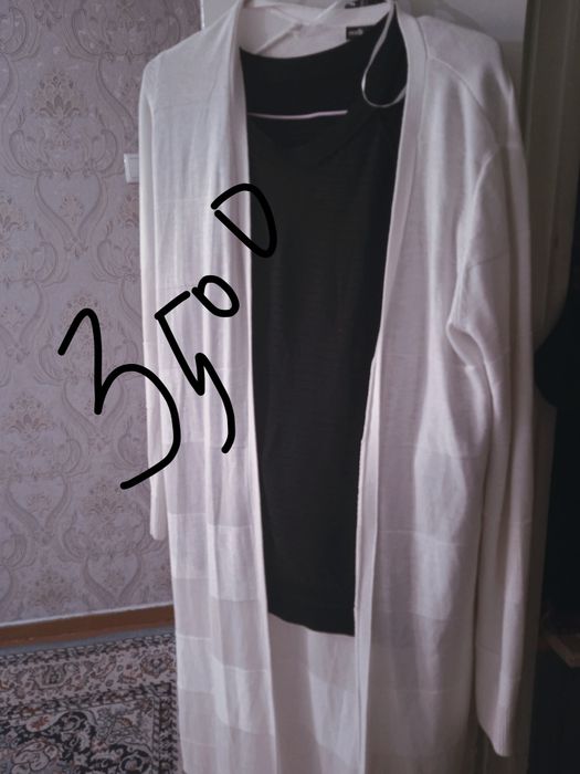 Продам вещи почти все новые кофты свитера кардиганы