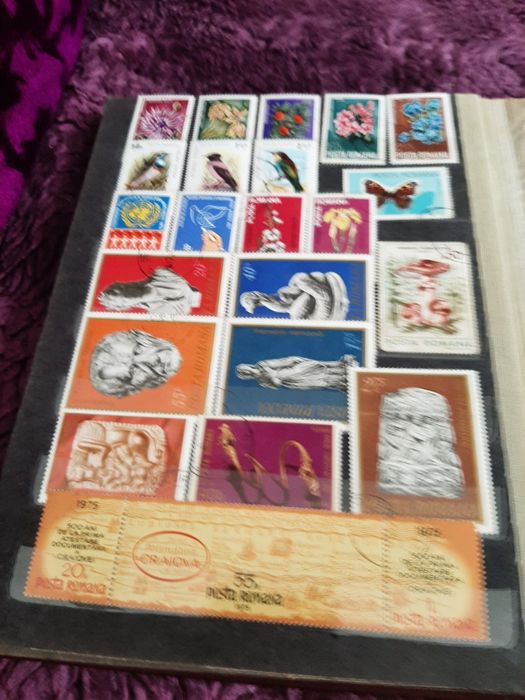 Clasor cu timbre stampilate străine și românești