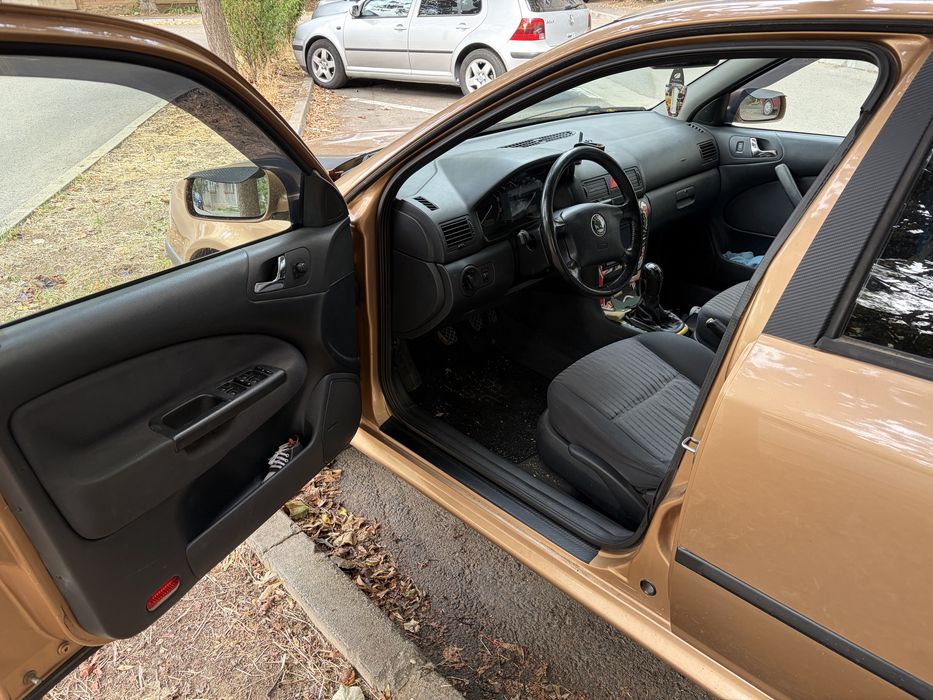 Skoda Octavia 1 1.600 cm2 Benzina