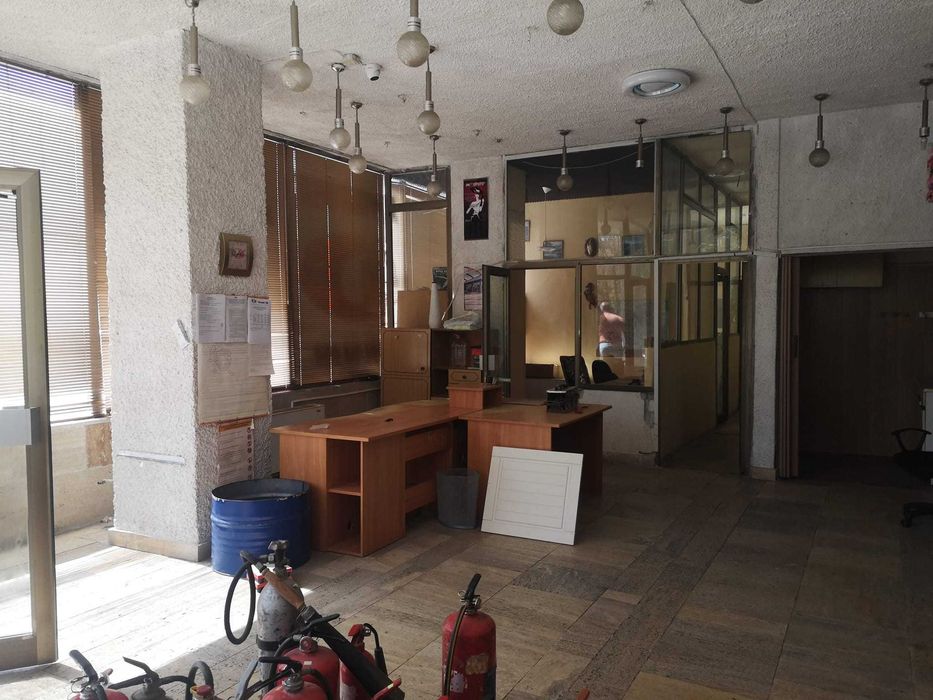 Голямо търговско помещение в гр. Димитровград