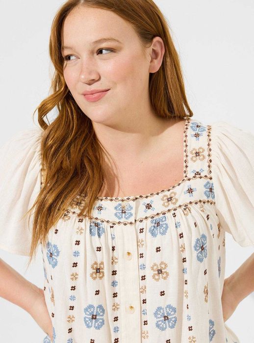 TORRID. США. Plus size. 3XL. Блузка с вышивкой