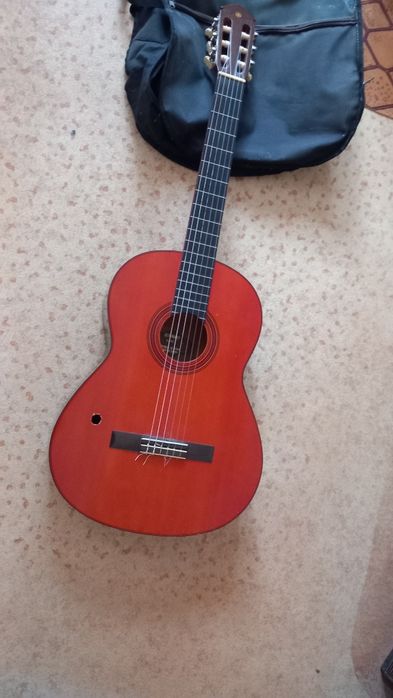 Китара, с дефект