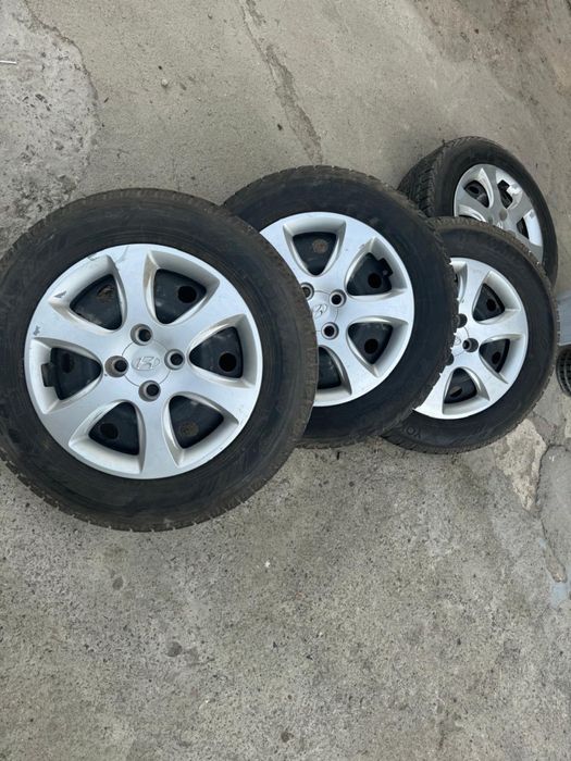 Продам срочно авто шины