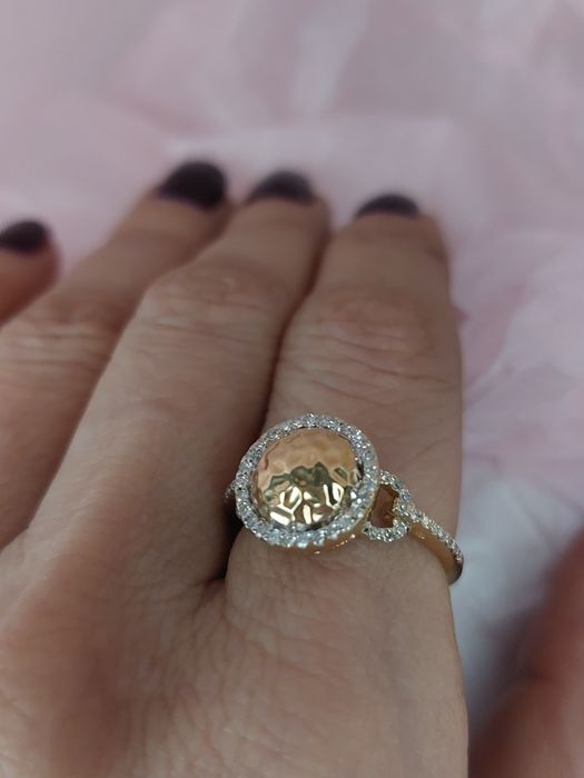 Оригинальное золотое кольцо