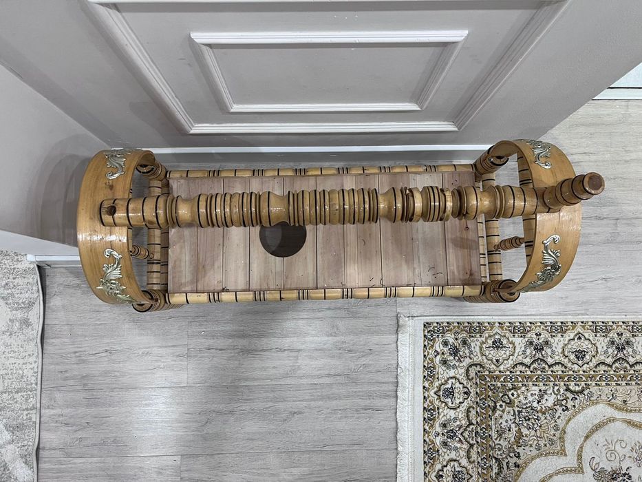 Бесік деревянный