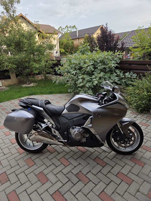 Vand Honda VFR1200 DCT