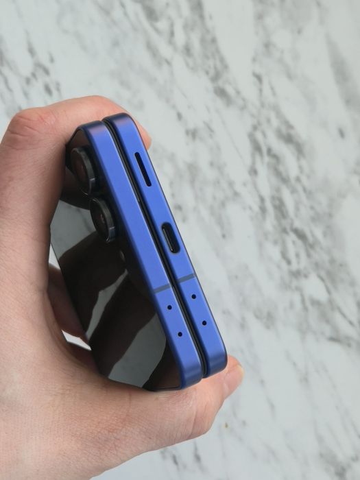 Vand/schimb Samsung Z Flip7 256gb