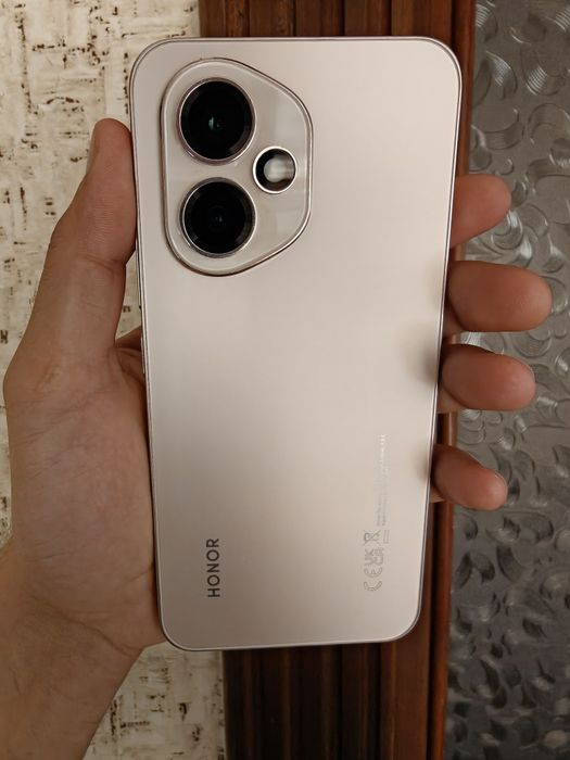 HONOR 400  8/256GB