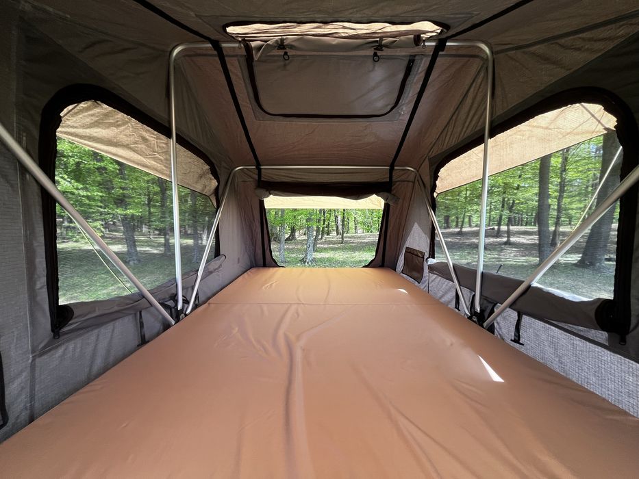 Cort plafon auto de inchiriat CAMPING