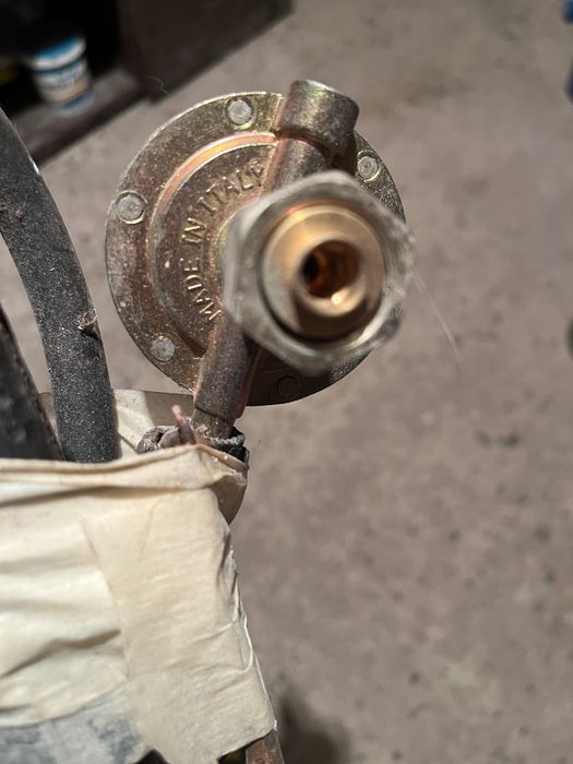 Arzător pentru hidroizolație