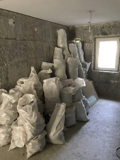 Fac debarasări case,apartamente,molozuri de la renovări 20 lei SAC