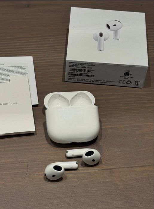 Căști Air Pods 4