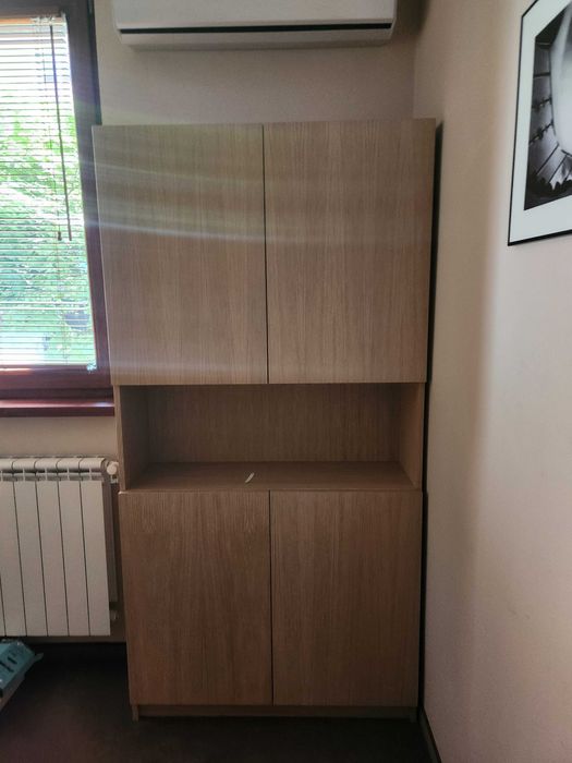 Продавам офис мебели