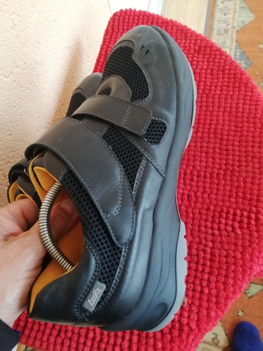 Pantofi noi piele naturala nr 44 Lucro bărbati