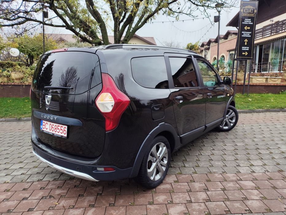 Dacia Lodgy Stepway 1.2 Benzină
