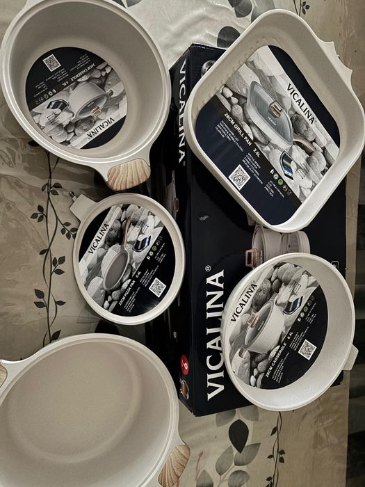 Продается комплект набор посуды