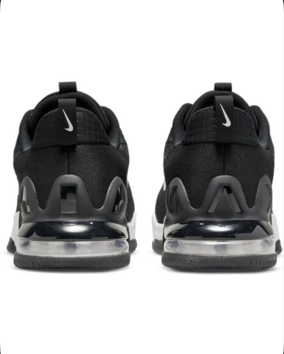 Кроссовки Nike airmax