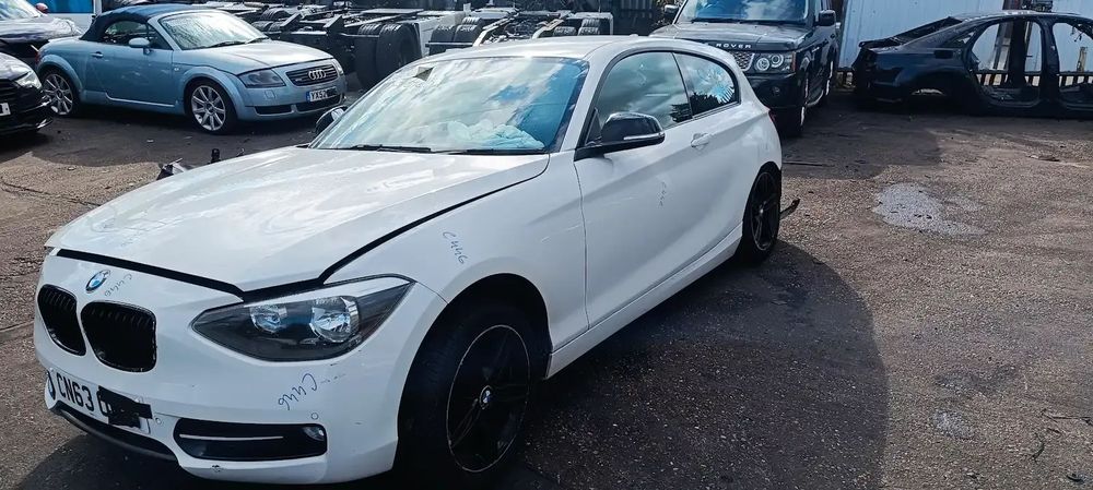 Dezmembrari / Dezmembrez BMW F21 N47D20K1 cutie viteze manuală GS6-17DG cod culoare ALPINWEISS III (300)