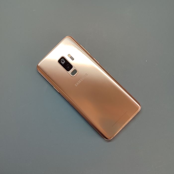 Samsung Galaxy S9+ srochni dastavka xizmati bor
