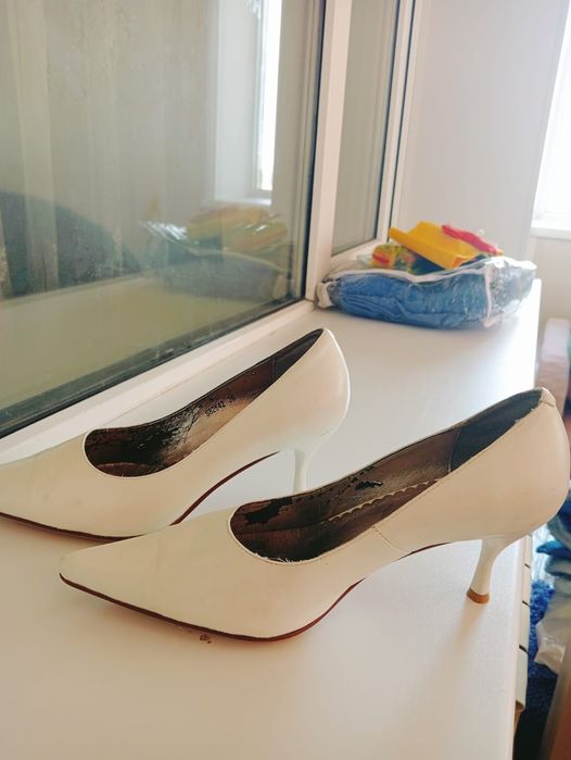 Продам туфли 2000