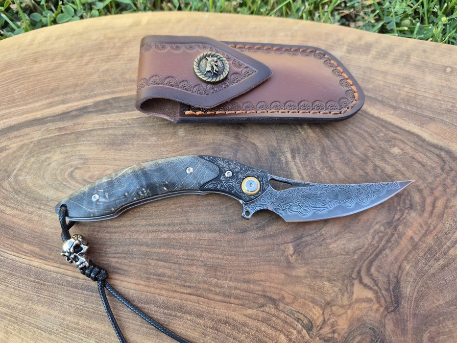 Уникален сгъваем ръчно изработен нож,Дамаска стомана VG10 с кания,SD14