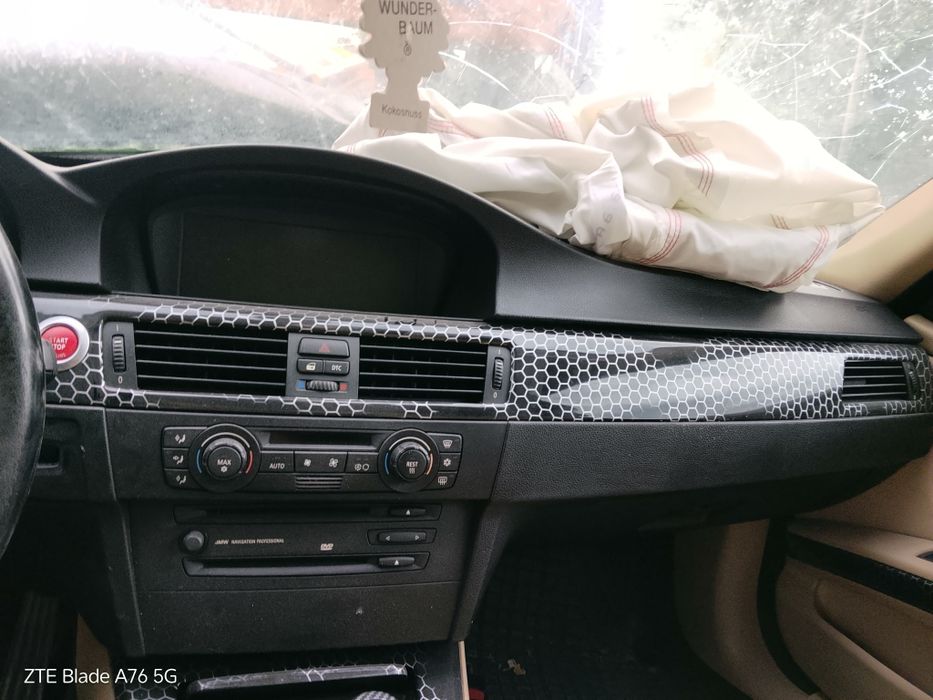 БМВ 320 d на части