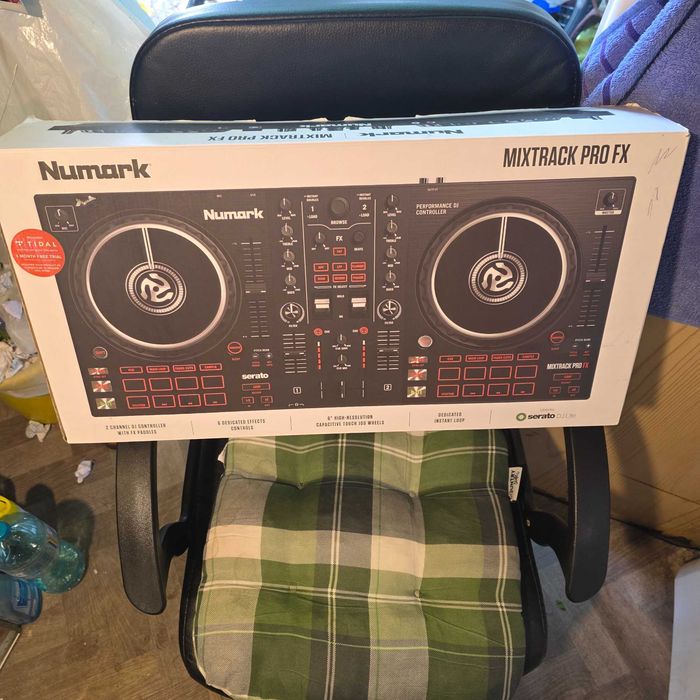 Consola DJ Numark MixTrack Pro Fx