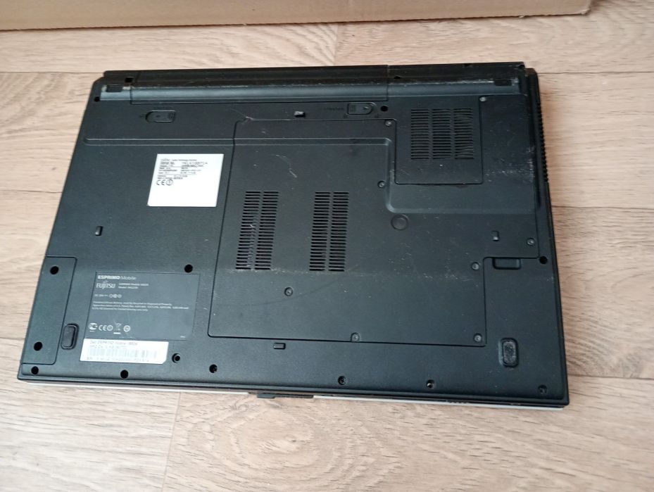 2 Ноутбука (на запчасти)