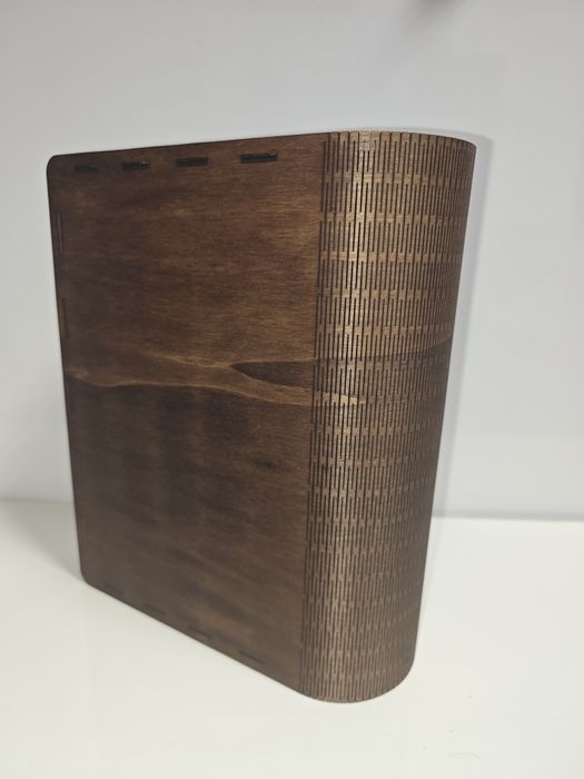 Кутия книга за уиски, вино или друг алкохол