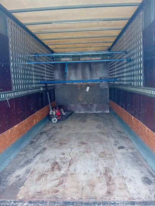 Iveco Daily - lift 10 E PAL, stendere confectii