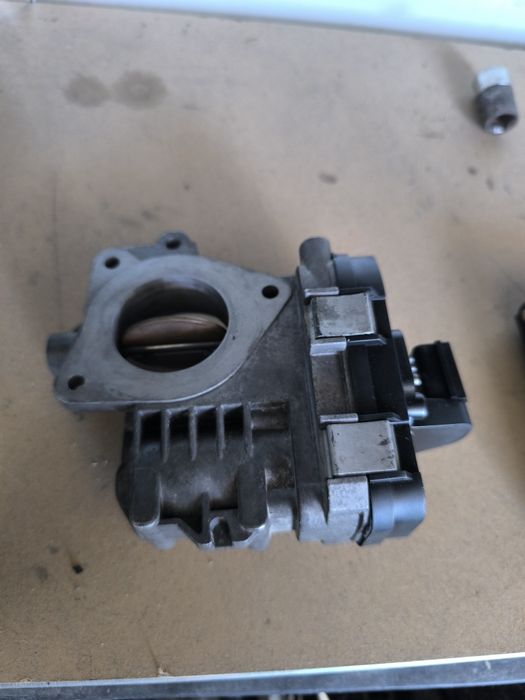 Дросел клапа Opel Zafira B 1.9 150к.с.