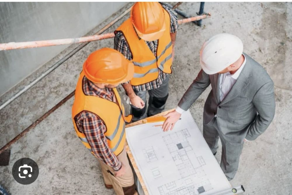 Бригада строителей