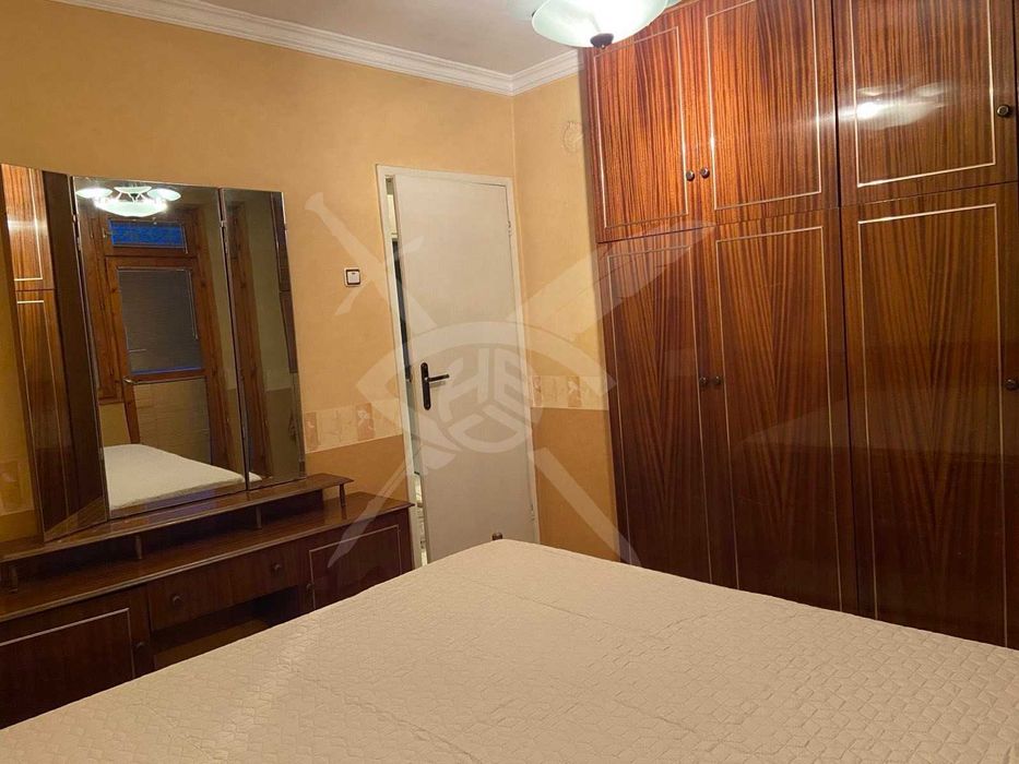 Дава се под наем Двустаен апартамент в Пловдив, Кючук Париж - 60 кв.м за 385 € - Снимка #3