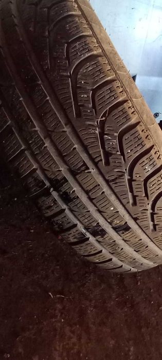 Jante + cauciucuri iarna 215/60 R17 Pirelli