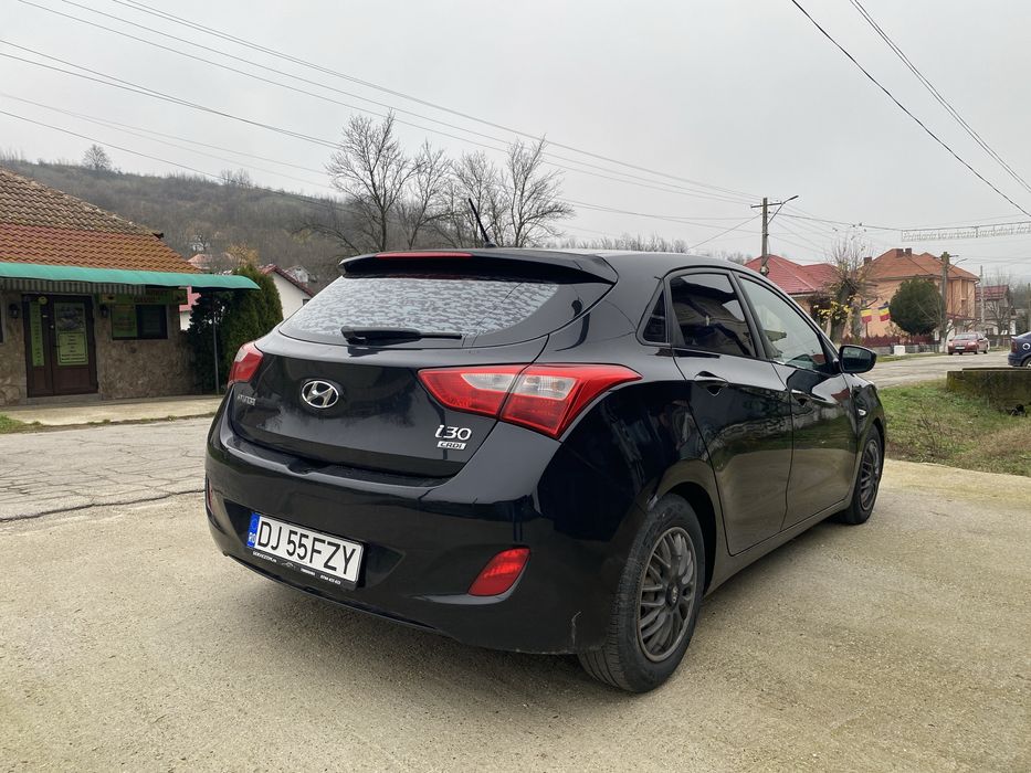Hyundai i30 1.4 crdi 90cp