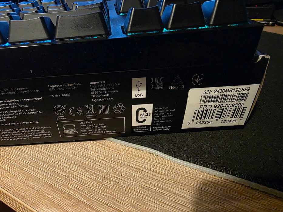 Vand tastatura Logitech G Pro 920
