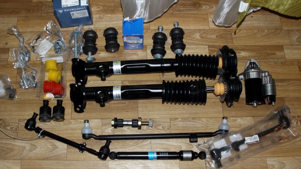 Амортизатор на Мерседес 124