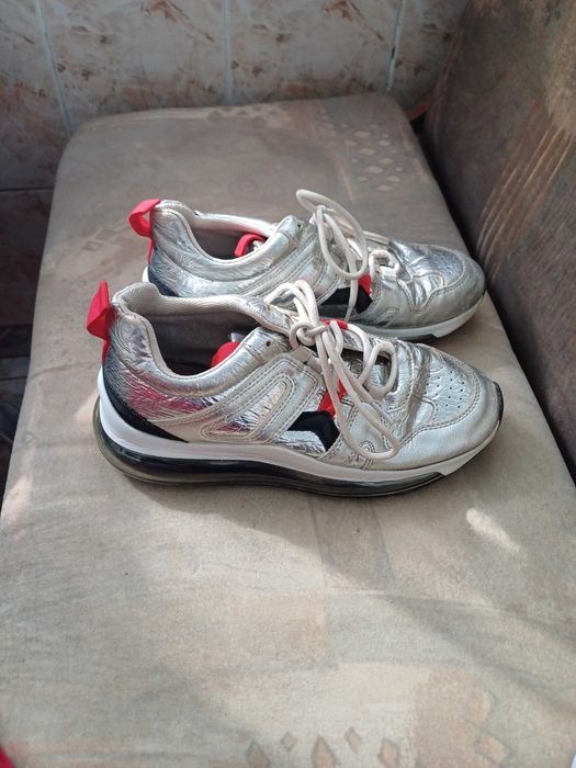 Дамски маратонки употребявани