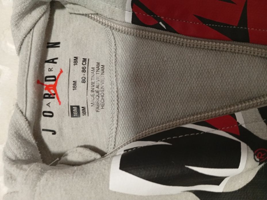 Salopetă Nike mărimea 18 luni