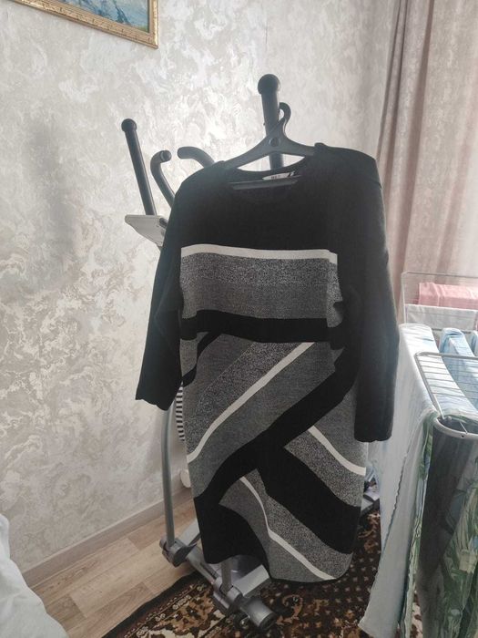 Отдам за шоколадку зимние вещи