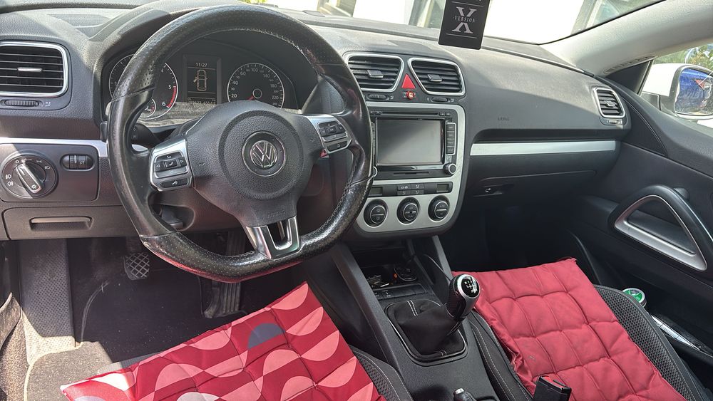 Volkswagen Scirocco 2.0TDI.140 cp , 2010, alb perlat