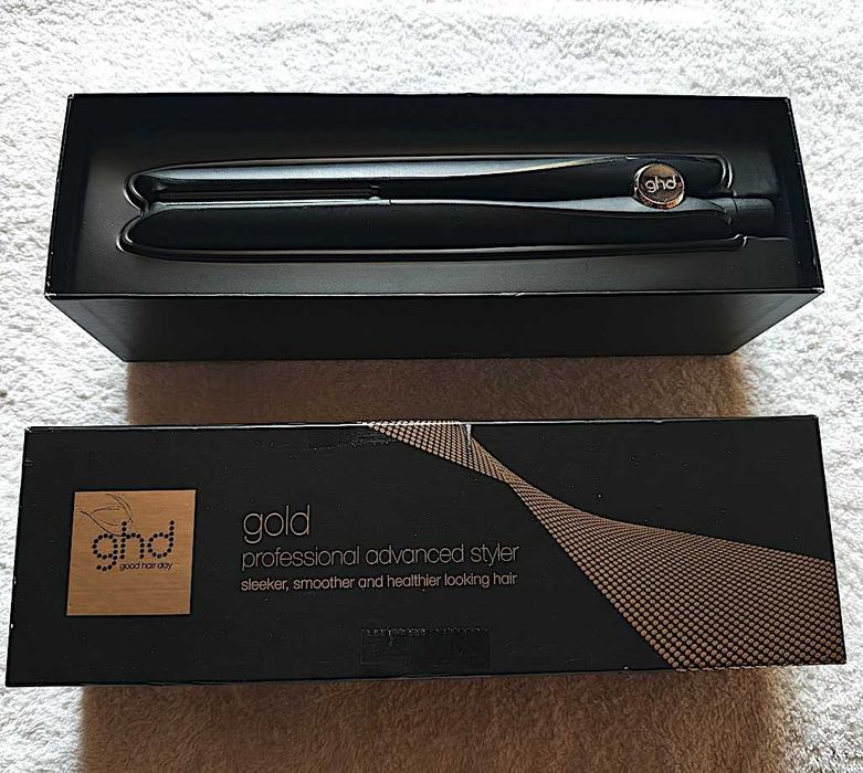 Placa profesionala pentru indreptat parul GHD Gold