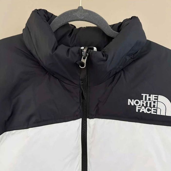 (Mărimi: M,L) Geaca The North Face Alb