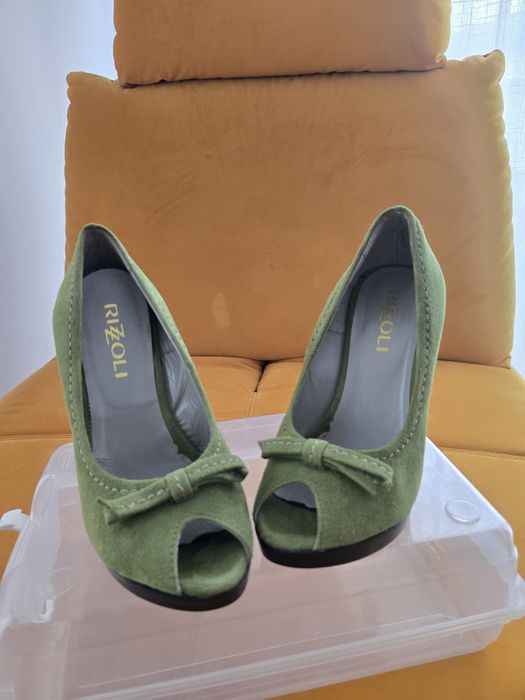 Pantofi Benvenuti cu plaforma, din piele