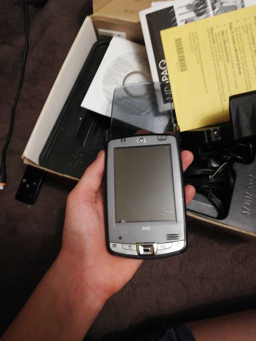 Продам hp ipaq hx2400