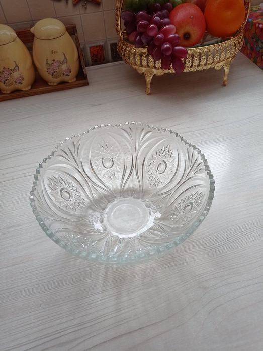 Продам красивые вазы