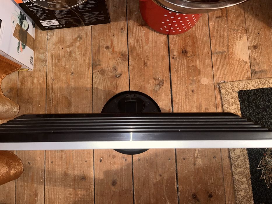 Monitor LG L222WS 22 inch widescreen ideal birou scoala gaming casual