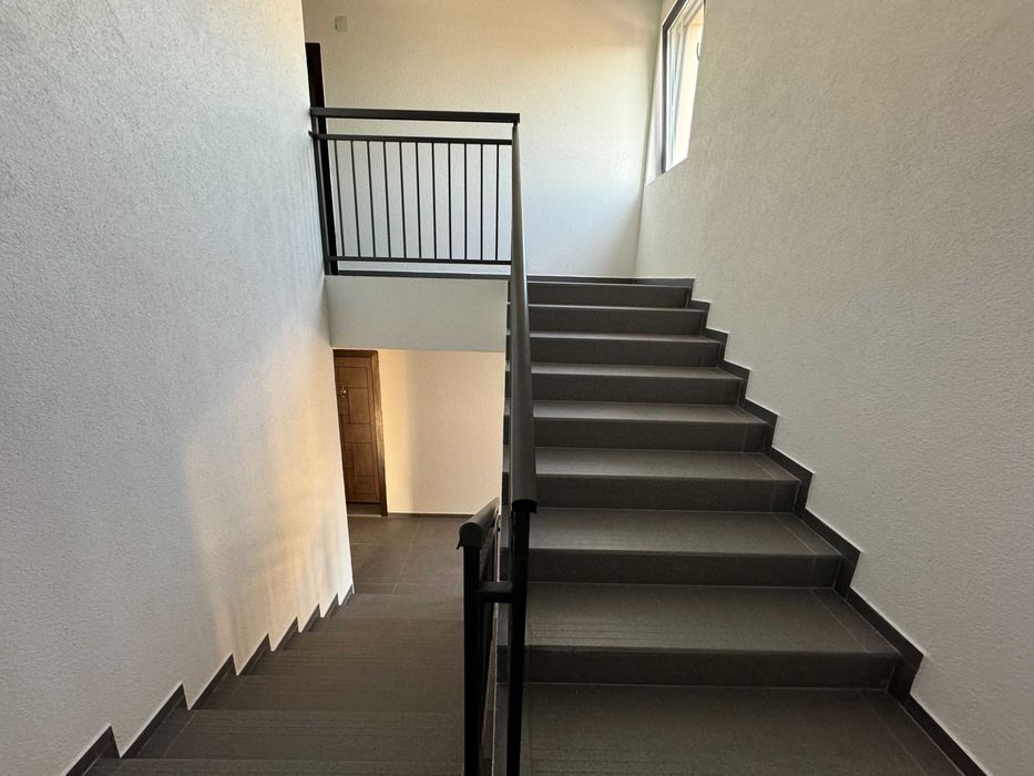 Продава се Тристаен апартамент в Търговище, Вароша - 179 кв.м за 420 €/кв.м - Снимка #20
